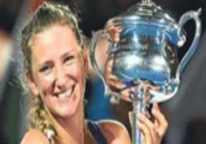 Azarenka Wimbledon dan çekildi